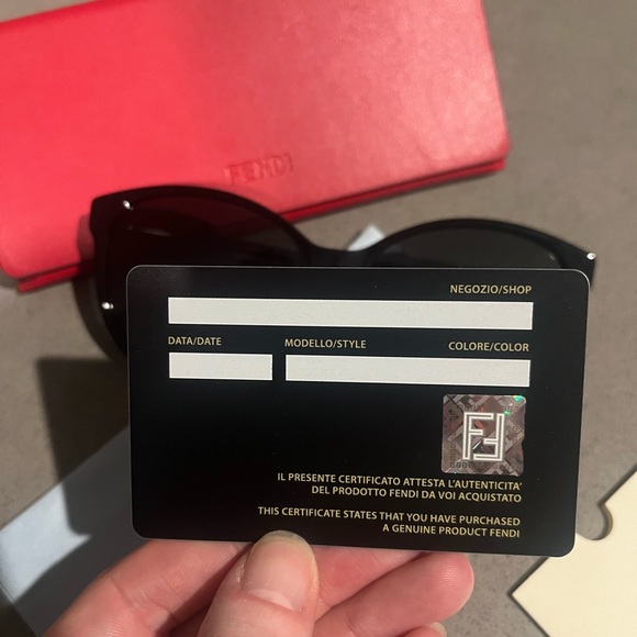 Fendi Sunglasses - Picture 5 of 5